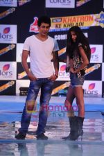Poonam Pandey at Fear Factors Khatron Ke Khiladi season 4 announcement in Goregaon on 11th April 2011 (33).JPG