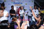 Yana Gupta Does Flash Mob activity to promote Chalo Dilli in   Phoenix Mills on 15th April 2011 (5)~0.JPG