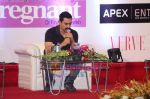 Aamir Khan at the Dr. Firuza Parikh_s book Launch - A Complete Guide to becoming pregnant on 16th April 2011 (9).JPG