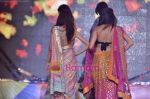 at Gitanjali Wow Awards in Taj Land_s End on 21st April 2011 (119).JPG