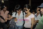 Shahrukh Khan, Priyanka Chopra return for Kolkata KKR Match in Airport, Mumbai on 1st May 2011 (8).JPG