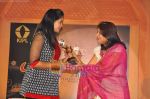 Sonali Kulkarni at Achievers Awards in Trident, Mumbai on 1st May 2011 (8).JPG
