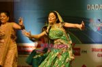 Gracy Singh at Dadasaheb Phalke Awards in Bhaidas Hall on 3rd May 2011 (5)~0.JPG