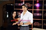 Ranveer Singh wins talent of the year award at 1st Jeeyo Bollywood Awards by UTV in Taj Land_s End on 3rd May 2011 (30).JPG