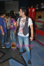 Tusshar Kapoor promote Shor in the City at Fame, Andheri on 3rd May 2011 (4).JPG