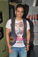 Tusshar Kapoor promote Shor in the City at Fame, Andheri on 3rd May 2011 (7).JPG