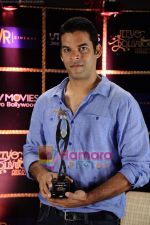 at talent of the year award at 1st Jeeyo Bollywood Awards by UTV in Taj Land_s End on 3rd May 2011.JPG