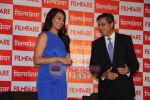  Sonakshi Sinha unveils Hindi Filmfare in Delhi on 4th May 2011 (9).JPG
