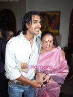 John Abraham with mom at Mother_s day special in Mumbai on 6th May 2011 (5).JPG