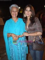 Kim Sharma with her mom at Mother_s day special in Mumbai on 6th May 2011.jpg