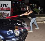 Shraddha Kapoor breaks a Jaguar for Love Ka the End promotions on 7th May 2011 (6).JPG