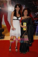anjori algh with mom at Mother_s day special in Mumbai on 6th May 2011.JPG