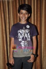 Darsheel Safary at Anti-tobacco campaign with Salaam Bombay Foundation and other NGOs in Tata Memorial, Parel on 10th May 2011 (4).JPG