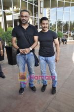 Aamir Khan, Abhinay Deo unveils Delhi Belly first look in Intercontinental, Mumbai on 12th May 2011 (4).JPG