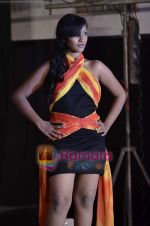 at Sasmira colelge annual fashion show in Worli, Mumbai on 13th May 2011 (107).JPG