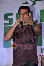 Salman Khan at Ready live mad concert announcement in Novotel, Juhu, Mumbai on 20th May 2011 (26).JPG
