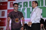 Salman Khan at Ready live mad concert announcement in Novotel, Juhu, Mumbai on 20th May 2011 (34).JPG