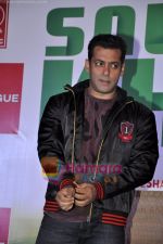 Salman Khan at Ready live mad concert announcement in Novotel, Juhu, Mumbai on 20th May 2011 (31).JPG