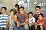 Salman Khan at IIFA Press meet to announce Chillar Film and Enviorment initiatives in Taj Land_s End on 5th June 2011 (76).JPG