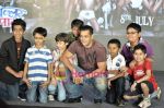 Salman Khan at IIFA Press meet to announce Chillar Film and Enviorment initiatives in Taj Land_s End on 5th June 2011 (81).JPG