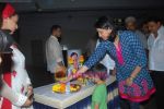 Priya Dutt at Sunil Dutt_s birth anniversary hosted by Krishna Hegde in Vile Parle, Mumbai on 6th June 2011 (33).JPG