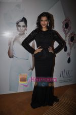 Sonam Kapoor at IIJW fashion week announcement in Grand Hyatt, Mumbai o 6th June 2011 (4).JPG