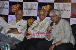 Vikram Bhatt, Mahesh Bhatt, Mukesh Bhatt at Fox Star-Vishesh Studio tie-up meet in JW Marriott, Mumbai on 8th June 2011 (2).JPG