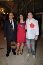 Gautam Singhania at Poonam Soni, Nawaz Singhania come together to launch S2, a contemporary jewellery label in Tote On the Turf on 9th June 2011 (5).JPG