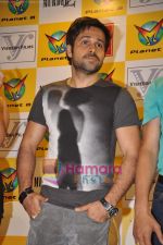 Emraan Hashmi at Murder 2 music launch in Planet M on 10th June 2011 (84).JPG