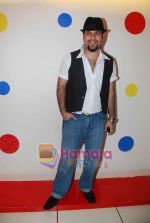 at Metro Lounge launch hosted by designer Rehan Shah in Cafe Lounge Restaurant, Mumbai on 10th June 2011-1 (65).JPG