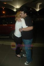 Adnan Sami snapped at International Airport after concerts in Dubai, NZ and Australia on 19th June 2011 (13).JPG