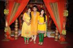 Shambhavi Sharma, Manish Tulsiyani at Marriage sequence for Chajje Chajje Ka Pyar serial shoot in Kandivili on 20th June 2011 (17).JPG