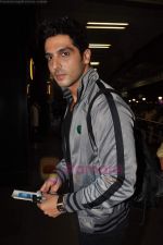 Zayed Khan leave for IIFA in Airport on 20th June 2011 (54).JPG