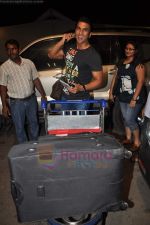 Ranveer Singh leave for IIFA on 22nd June 2011  (48).JPG