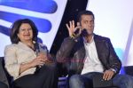 Salman Khan launches Blackberry Playbook  in Grand Hyatt, Mumbai on 22nd June 2011 (12).JPG