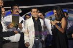 Salman Khan, Perizaad Zorabian launches Blackberry Playbook  in Grand Hyatt, Mumbai on 22nd June 2011 (46).JPG
