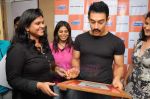 Aamir Khan visits Radio City in Bandra, Mumbai on 23rd June 2011 (17).JPG