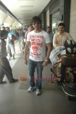 Aashish Chaudhary return from Toronto in Mumbai Airport on 27th June 2011 (52).JPG