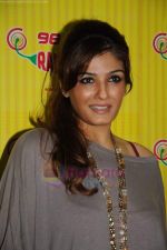 Raveena Tandon at Radio Mirchi in Parel, Mumbai on 27th June 2011 (18).JPG