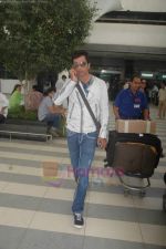 Sonu Sood return from Toronto in Mumbai Airport on 27th June 2011 (9).JPG