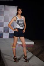 at Lakme Fashion Week model auditions in Grand Hyatt, Mumbai on 27th June 2011 (67).JPG