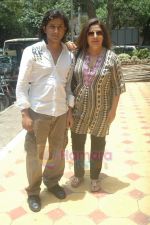 Farah Khan, Shirish Kunder at Chillar Party special screening in Pixion on 1st July 2011 (27).JPG