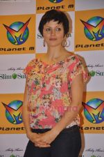 Yana Gupta with Shelly Khera of SLIM SUTRA launches Meditation and Slimming DVD in Planet M on 2nd July 2011  (16).JPG