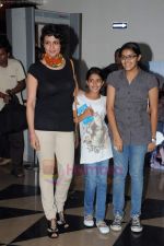 Gul Panag at Chillar Party premiere in PVR on 6th July 2011 (27).JPG