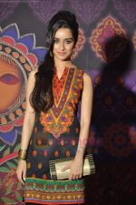 Shraddha Kapoor models for Anita Dogre_s Global Desi in Mehbob on 8th July 2011 (5).JPG