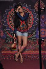 Shraddha Kapoor models for Anita Dogre_s Global Desi in Mehbob on 8th July 2011 (53).JPG