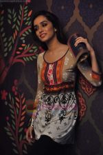 Shraddha Kapoor models for Anita Dogre_s Global Desi in Mehbob on 8th July 2011 (65).JPG