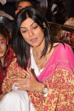 Sushmita Sen at Dr Shefali_s daughter_s mehndi in Khar Gymkhana on 8th July 2011 (73).JPG