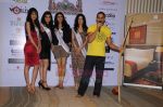 The 20 I Am She Finalists and Experts of Wadhawan Lifestyle unveiled the I Am She anthem in Mumbai on 8th July 2011 (96).JPG