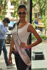 I am She contestants at Vero Moda store on 11th July 2011 (107).JPG